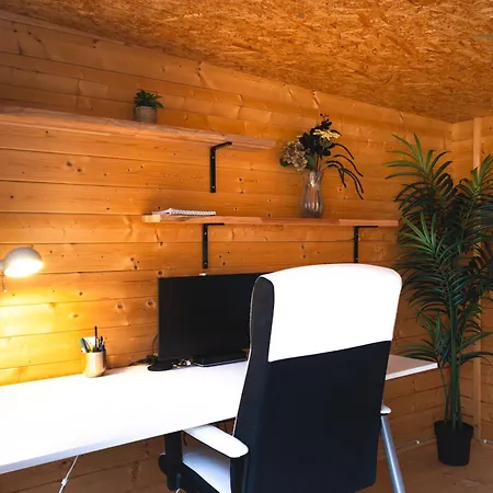 Scandinavian Garden Studio, Workspace, Free Bikes * Copenhague